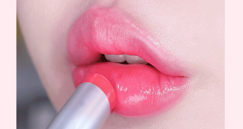 MQNY - Glow Melting Lipstick