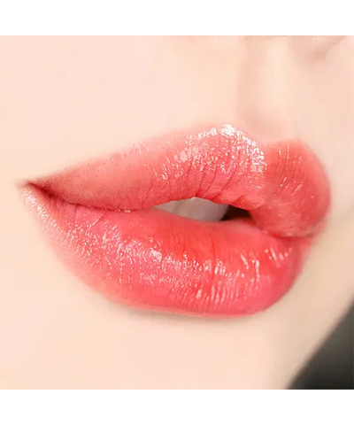 athe Authentic Lip Balm original 04 Brave lip swatch