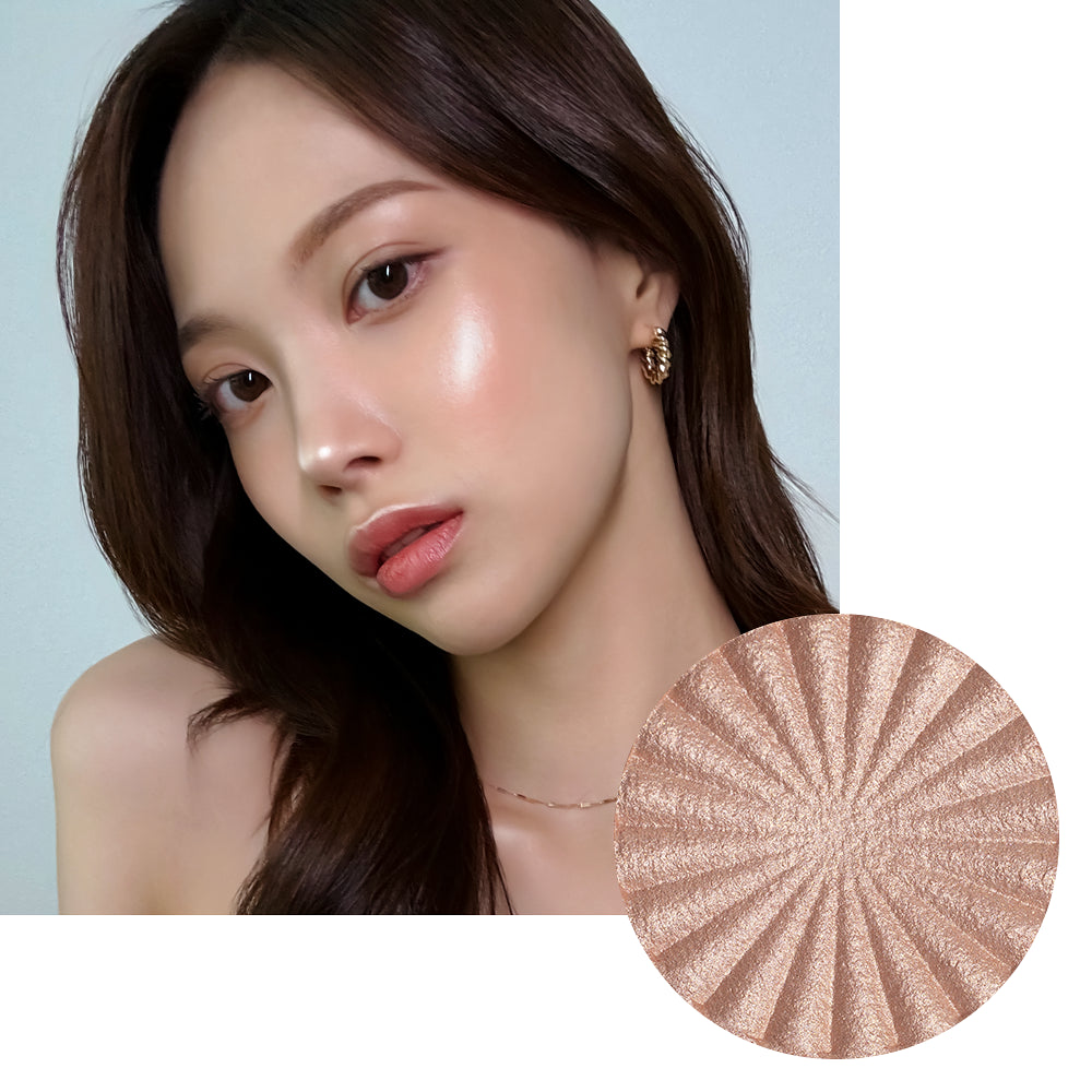 OFRA Mini Highlighter in Sugar Cookie; actual source shade finish and powder pan.