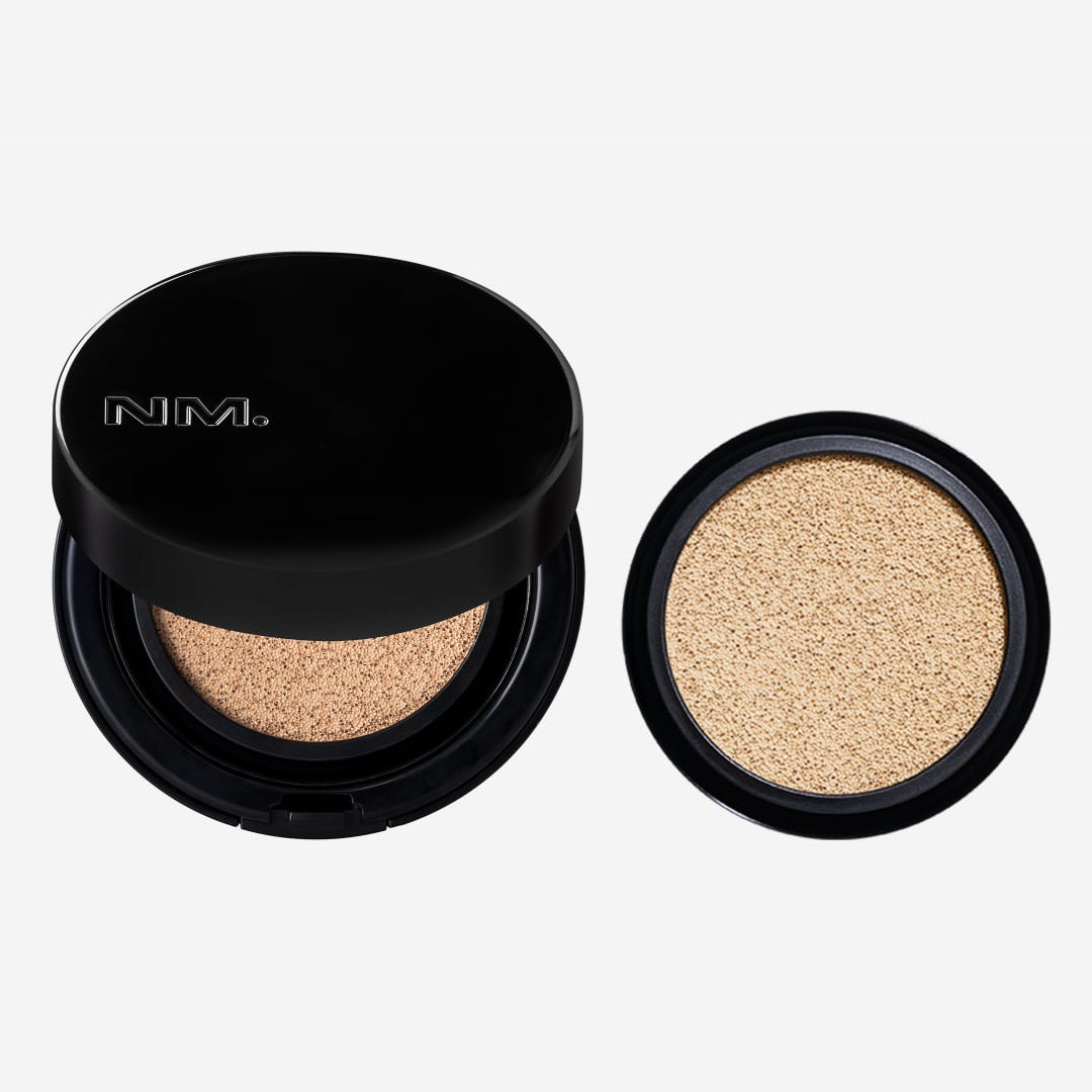 NAMING Zero Gravity Cover Up Cushion compact and one matching refill; selected shade supplied.