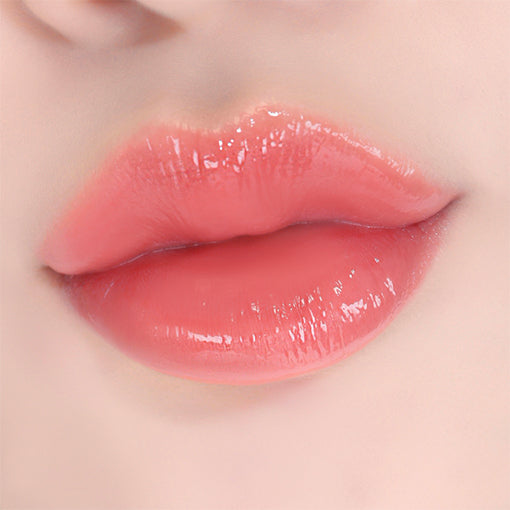 AMUSE Dew Tint 04 Pomelo Nude original lip swatch.