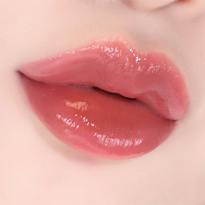 AMUSE Dew Tint 06 Fig Dew original lip swatch.