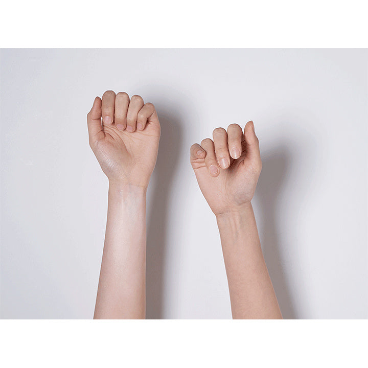 AESTURA Red Calming Tone-Up Sunscreen genuine arm application photograph