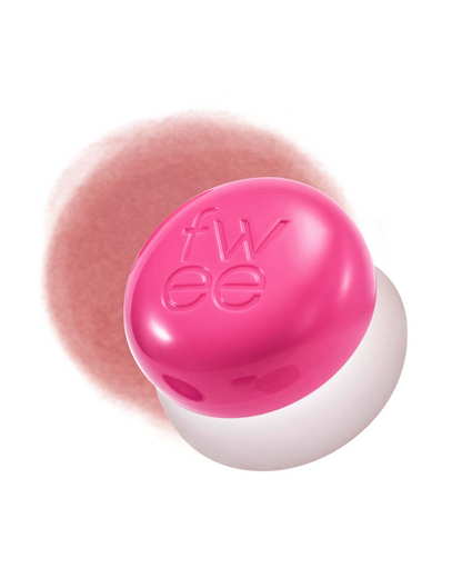 fwee Lip &amp; Cheek Blurry Pudding Pot in PK02 Skirt, with its matching color swatch.