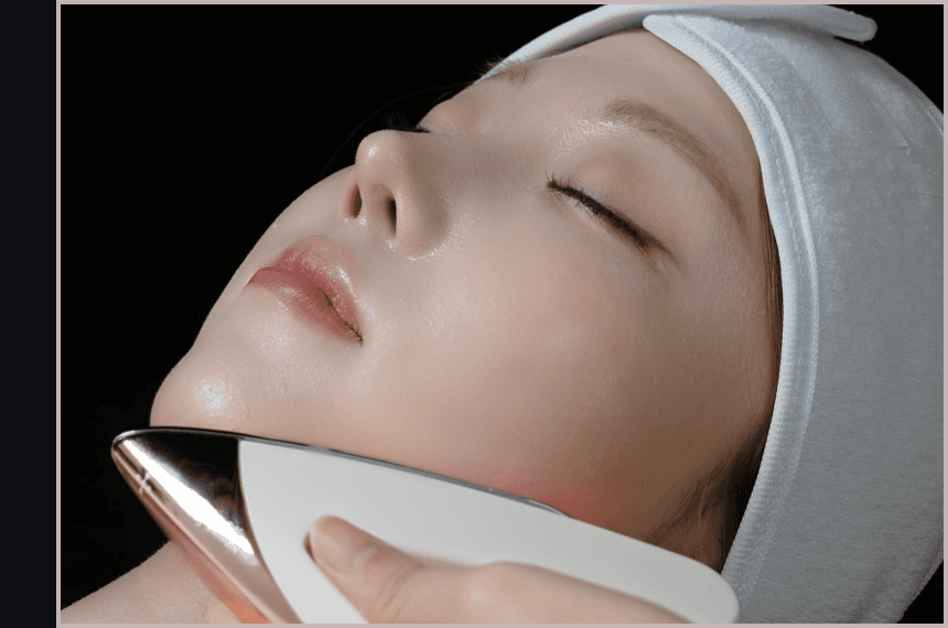Cellology CELLNEWMER IRON (4-in-1 Total Care Device)