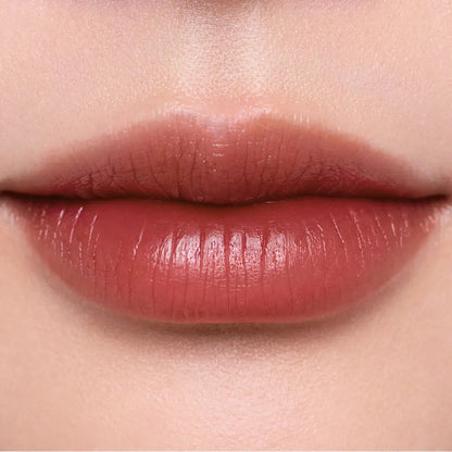 3CE Misty Lip Bare QUIET TAUPE lip colour result.