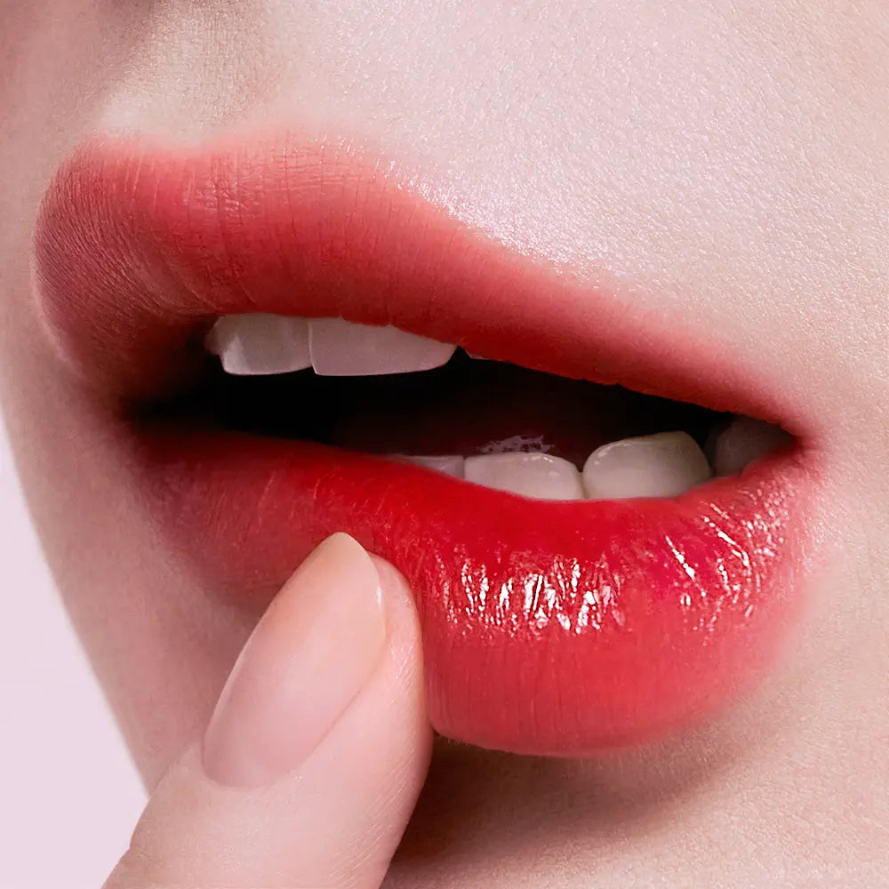 3CE Lazy Pop Lip Stain Luztic lip colour result.