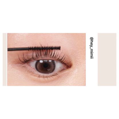 Actual THE TOOL LAB slim-brush mascara application; shared formula demonstration