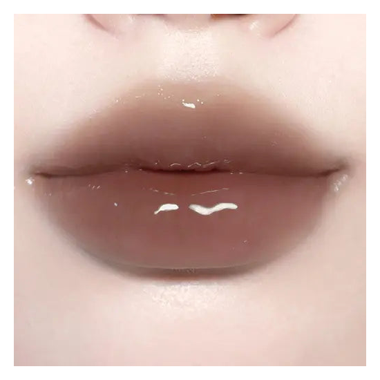 BBIA Over Glaze 15 Espresso Syrup actual lip-wear color sample; not a bottle front photograph
