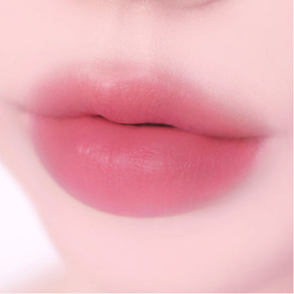 fwee Pink Obsession Stay-fit Lip Tint Semi Matte M05 Code Pink, genuine exact lip shade photograph.