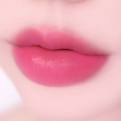 fwee Pink Obsession Stay-fit Lip Tint Semi Matte M07 Catch Pink, genuine exact lip shade photograph.
