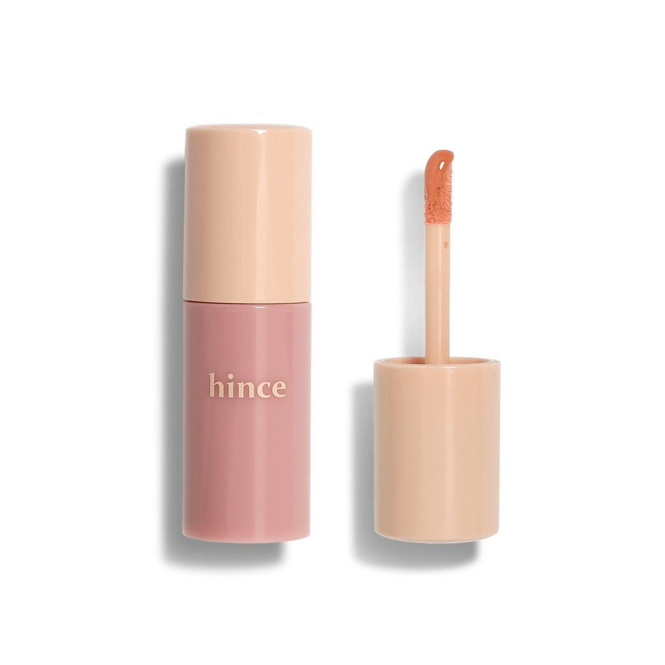hince Dewy Liquid Cheek 01 Warm Freckle, one bottle with its applicator.