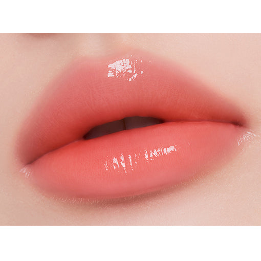 MUZIGAE MANSION Icy Glow 06 BETTER; original matching lip shade photograph.