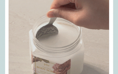 plu Perfume Body Scrub (HELLO KITTY Edition)